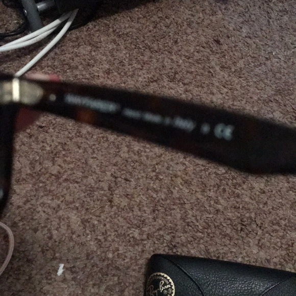 Authentic ray ban wayfarer sunglasses